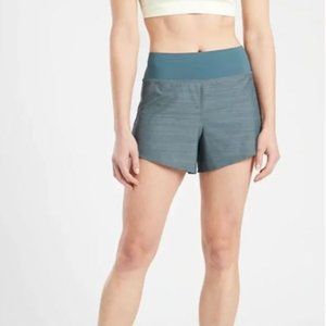 ATHLETA  Run With It Textured 3.5" Shorts - NWT